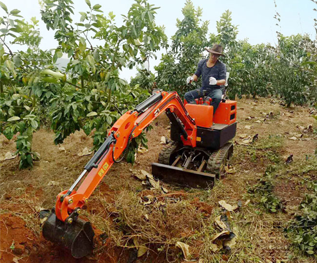 小型挖掘機(jī)操作規(guī)程